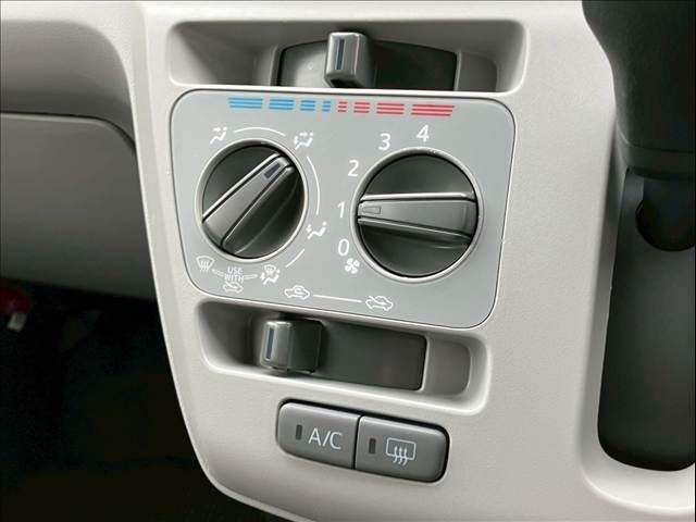 DAIHATSU MIRA E:S 4WD 2023 Image 31