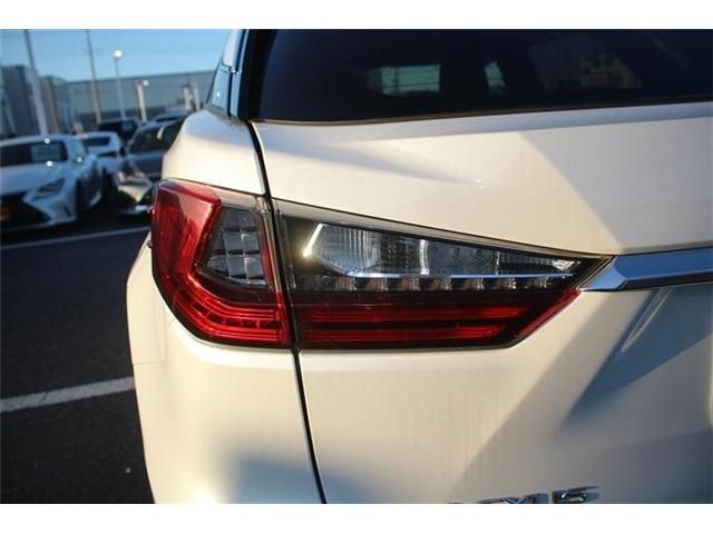 TOYOTA LEXUS RX200T AWD 2017 Image 31