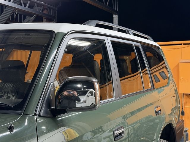 TOYOTA LANDCRUISER PRADO 2000 Image 31