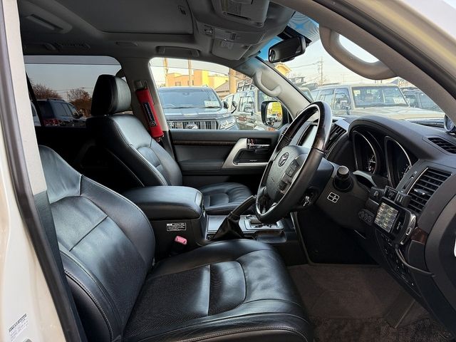 TOYOTA LANDCRUISER WAGON 2012 Image 31