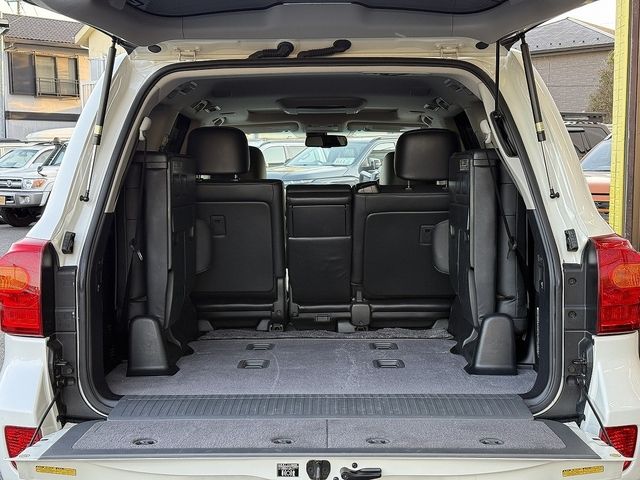 TOYOTA LANDCRUISER WAGON 2012 Image 31