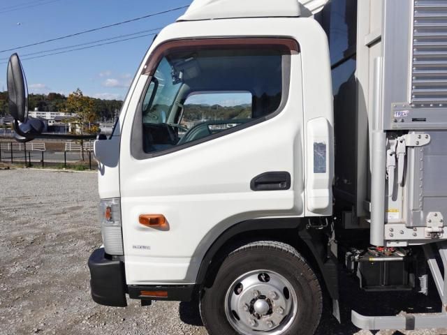 MITSUBISHI CANTER 2015 Image 31