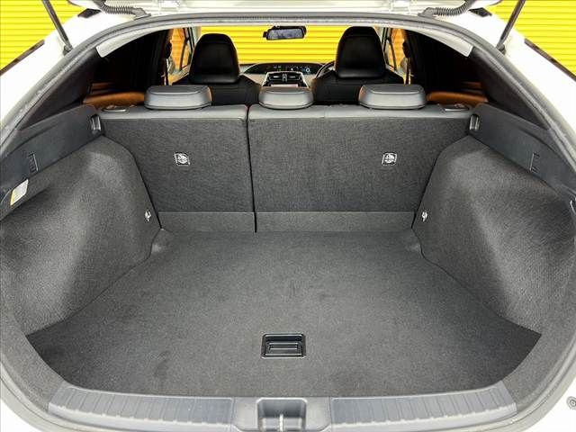 TOYOTA PRIUS 2020 Image 31