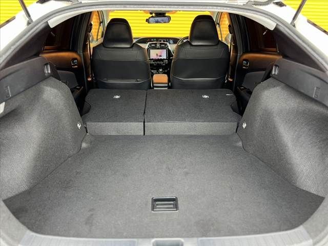 TOYOTA PRIUS 2020 Image 31