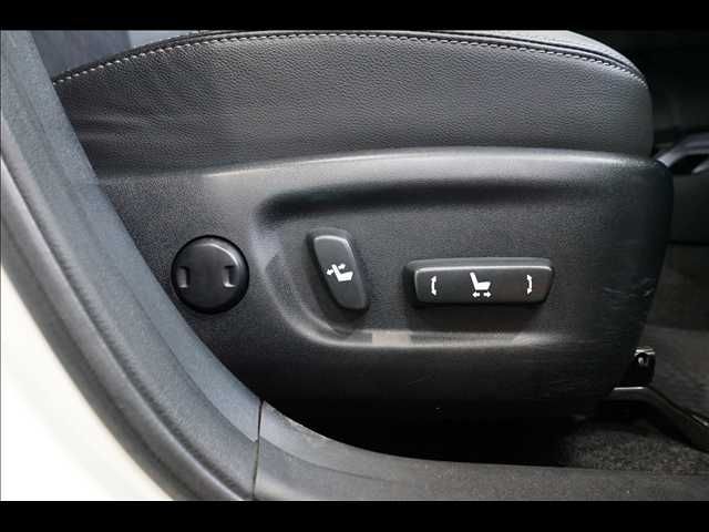 TOYOTA PRIUS 2012 Image 31