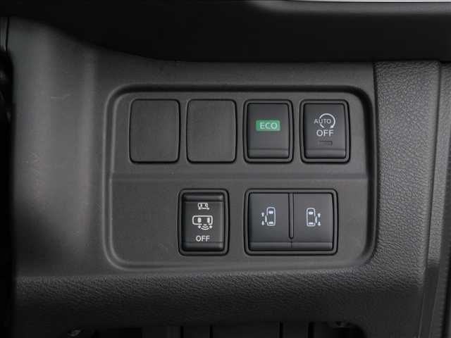 NISSAN SERENA  S-HYBRID 2017 Image 31