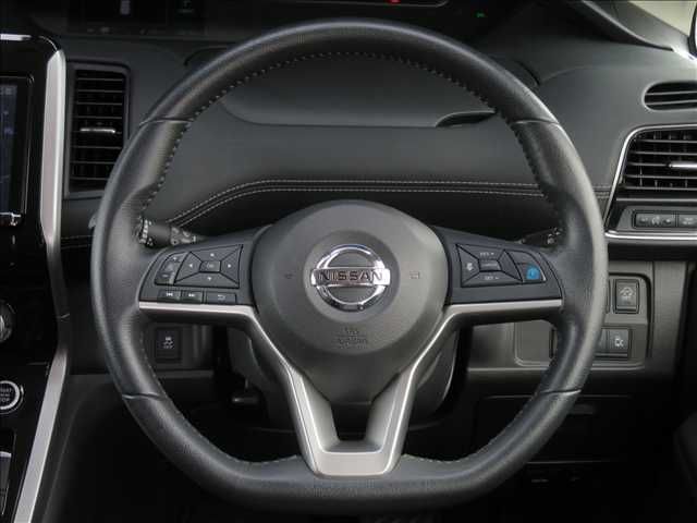 NISSAN SERENA  S-HYBRID 2017 Image 31