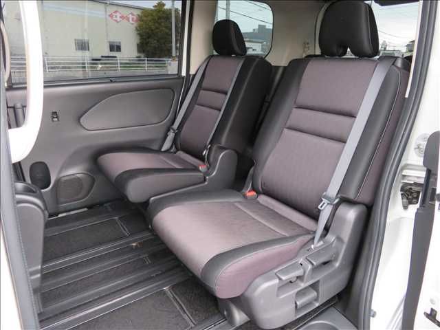 NISSAN SERENA  S-HYBRID 2017 Image 31