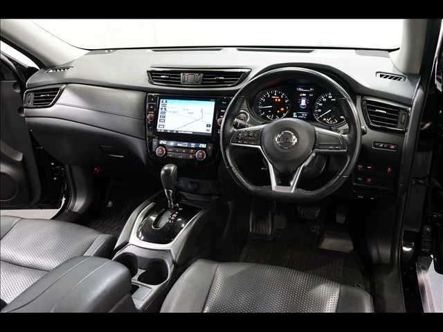 NISSAN X-TRAIL 2WD 2019 Image 31