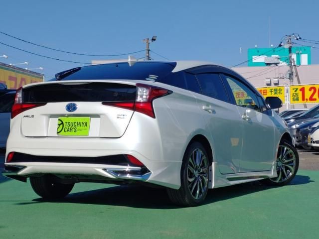 TOYOTA PRIUS 2019 Image 31