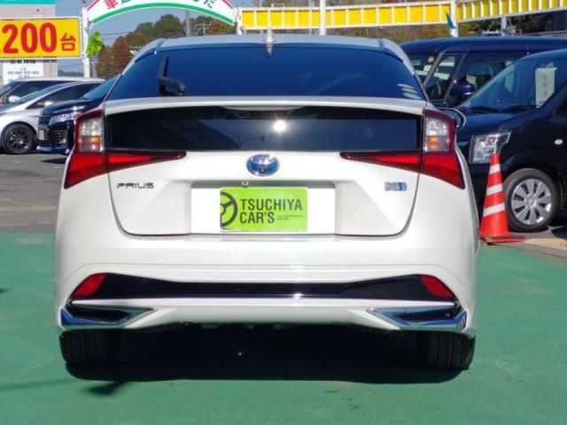 TOYOTA PRIUS 2019 Image 31