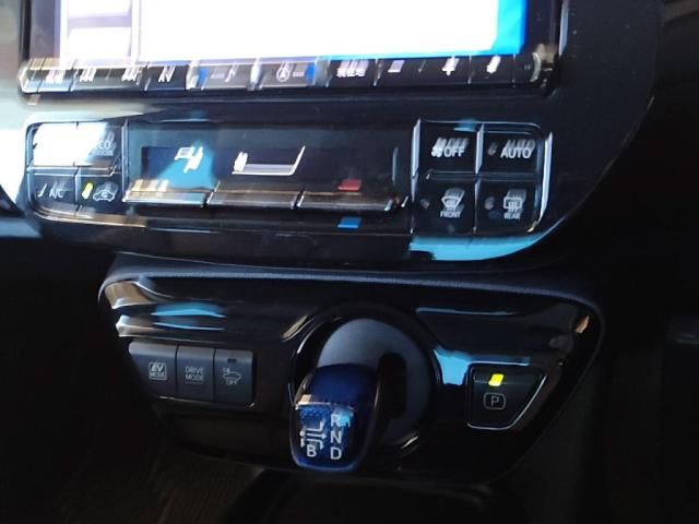 TOYOTA PRIUS 2019 Image 31