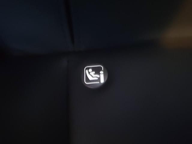 TOYOTA PRIUS 2019 Image 31