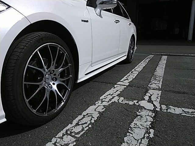 TOYOTA CROWN SEDAN HYBRID 4 2018 Image 31