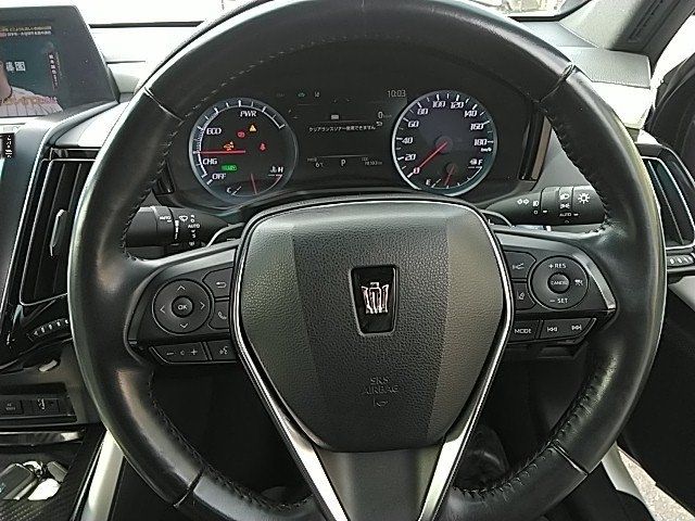 TOYOTA CROWN SEDAN HYBRID 4 2018 Image 31