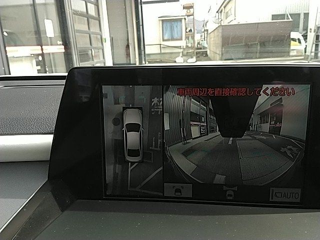 TOYOTA CROWN SEDAN HYBRID 4 2018 Image 31