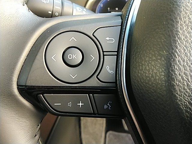 TOYOTA HARRIER 2WD 2023 Image 31