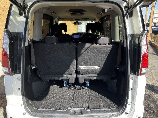 NISSAN SERENA  S-HYBRID 2019 Image 31