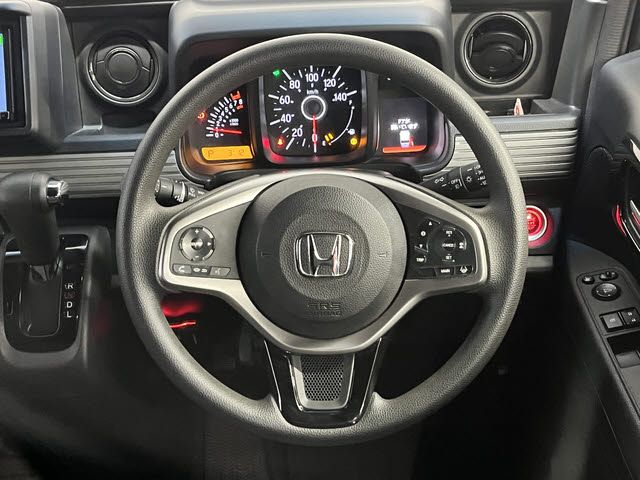 HONDA N-VAN+STYLE 2020 Image 31