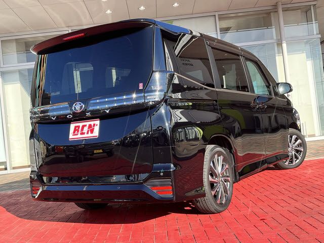 TOYOTA VOXY 2023 Image 31