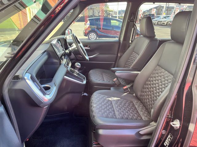 TOYOTA VOXY 2023 Image 31