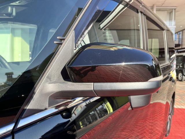 TOYOTA VOXY 2023 Image 31