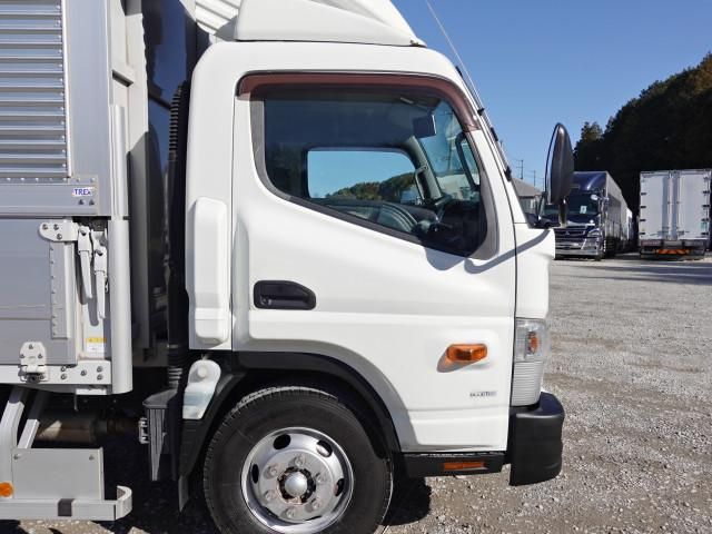 MITSUBISHI CANTER 2015 Image 31