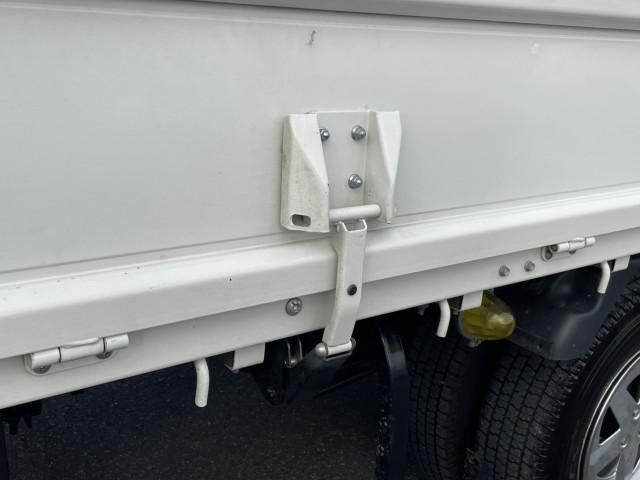 ISUZU ELF 2021 Image 31