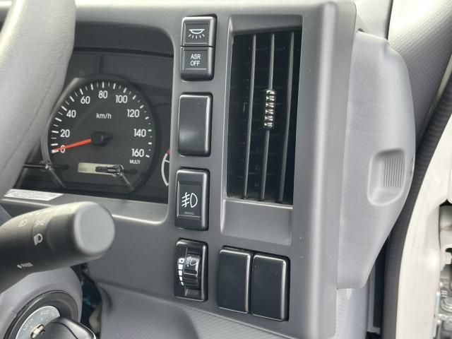 ISUZU ELF 2021 Image 31