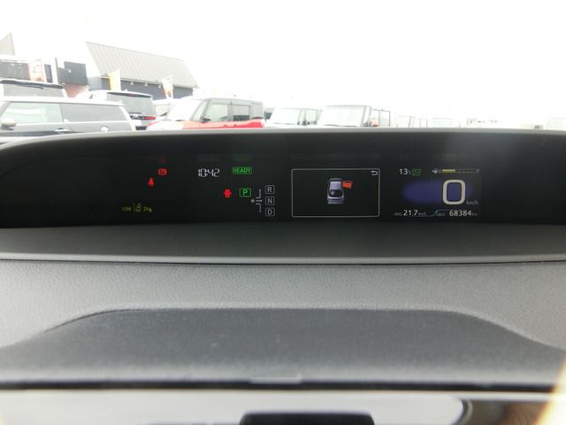 TOYOTA PRIUS 2017 Image 31