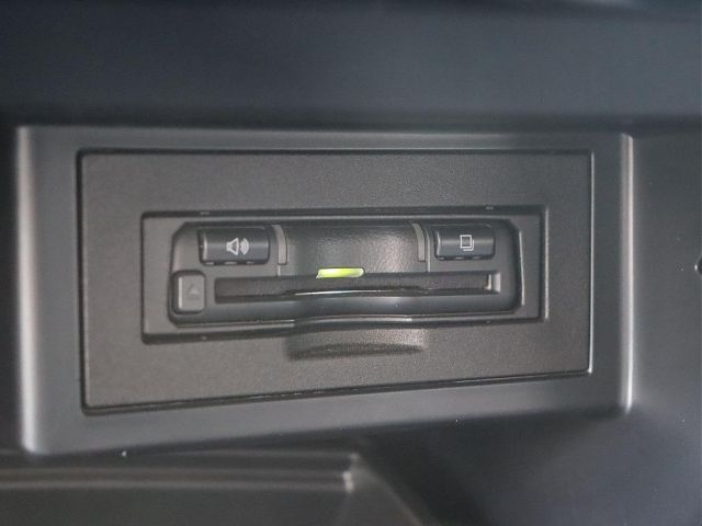 TOYOTA LANDCRUISER PRADO 2022 Image 31