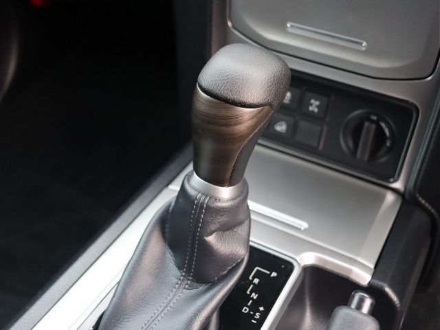 TOYOTA LANDCRUISER PRADO 2022 Image 31