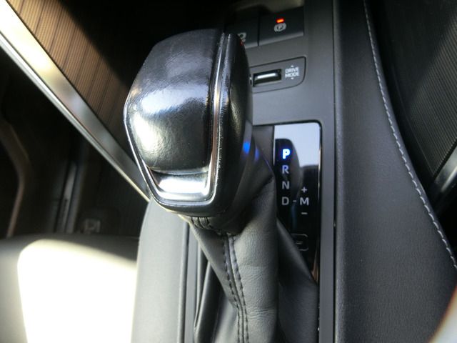 TOYOTA HARRIER 2WD 2020 Image 31