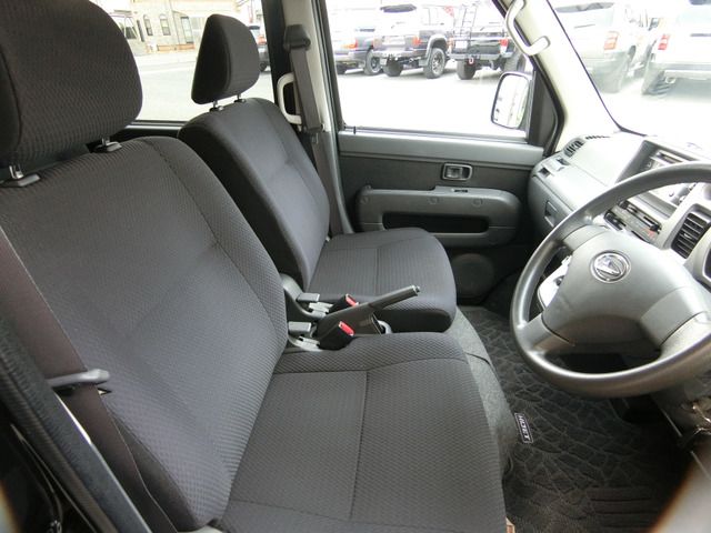 DAIHATSU HIJET CARGO 2015 Image 31