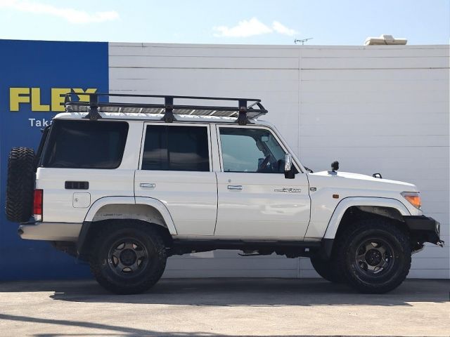 TOYOTA LANDCRUISER VAN 2015 Image 31