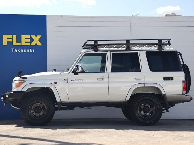 TOYOTA LANDCRUISER VAN 2015 Image 31