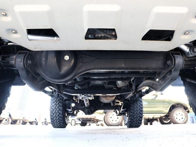 TOYOTA LANDCRUISER VAN 2015 Image 31