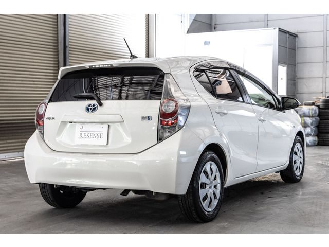 TOYOTA AQUA 2012 Image 31