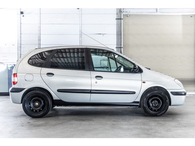 RENAULT SCENIC 2001 Image 31