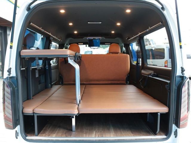 TOYOTA HIACE VAN 2WD 2023 Image 31