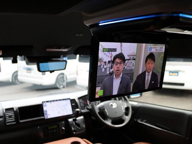 TOYOTA HIACE VAN 2WD 2023 Image 31