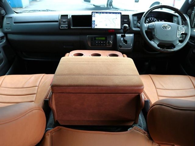 TOYOTA HIACE VAN 2WD 2023 Image 31