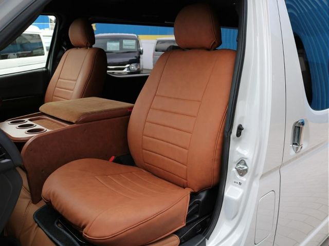 TOYOTA HIACE VAN 2WD 2023 Image 31