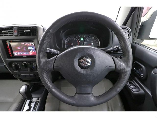 SUZUKI JIMNY 4WD 2010 Image 31