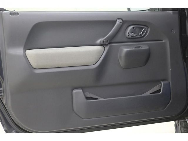 SUZUKI JIMNY 4WD 2010 Image 31