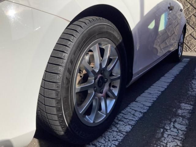 VOLVO V40 2013 Image 31