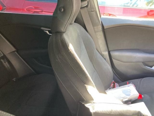 VOLVO V40 2013 Image 31