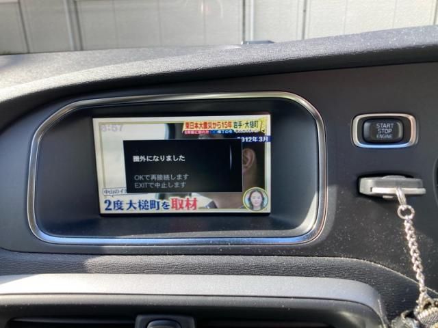 VOLVO V40 2013 Image 31