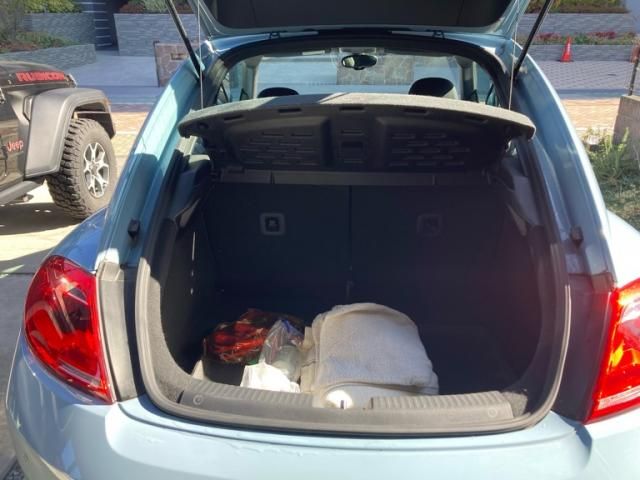VOLKSWAGEN THE BEETL 2015 Image 31