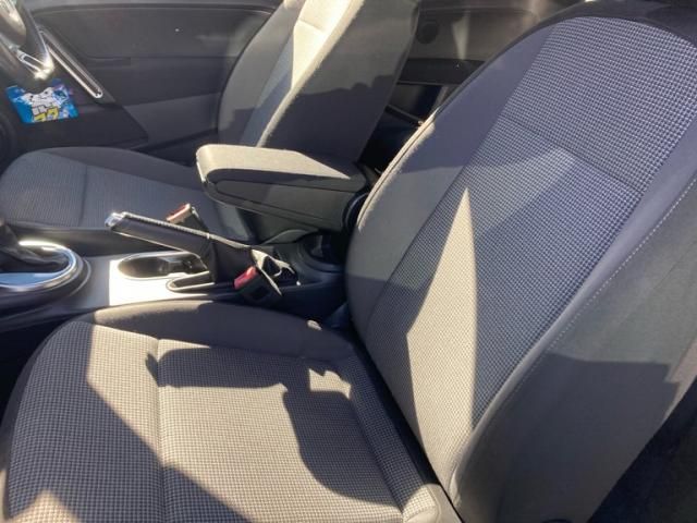 VOLKSWAGEN THE BEETL 2015 Image 31